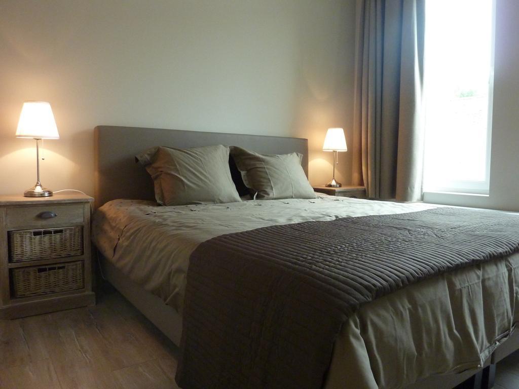 Aimee Ypres Quarto foto